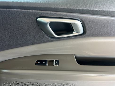 New 2026 Kia Carnival EX image 20