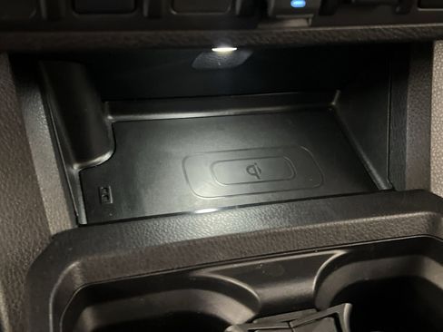 Used 2023 Toyota Tacoma TRD Sport AWD/4WD image 31