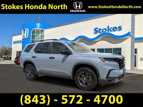Certified 2024 Honda Pilot TrailSport image 1