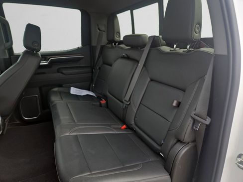 Used 2023 GMC Sierra 1500 SLT w/ SLT Premium Package image 15