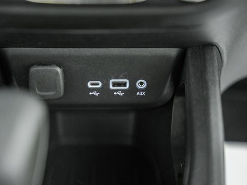 Used 2023 Chevrolet TrailBlazer LT image 25