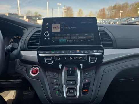 Used 2025 Honda Odyssey Sport-L image 30