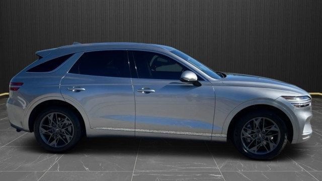 Used 2024 Genesis GV70 2.5T AWD/4WD image 5