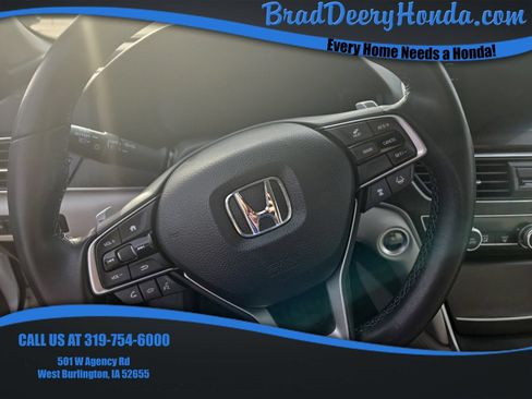 Used 2019 Honda Accord Touring image 1