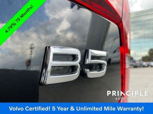 Certified 2023 Volvo S60 B5 Core image 30