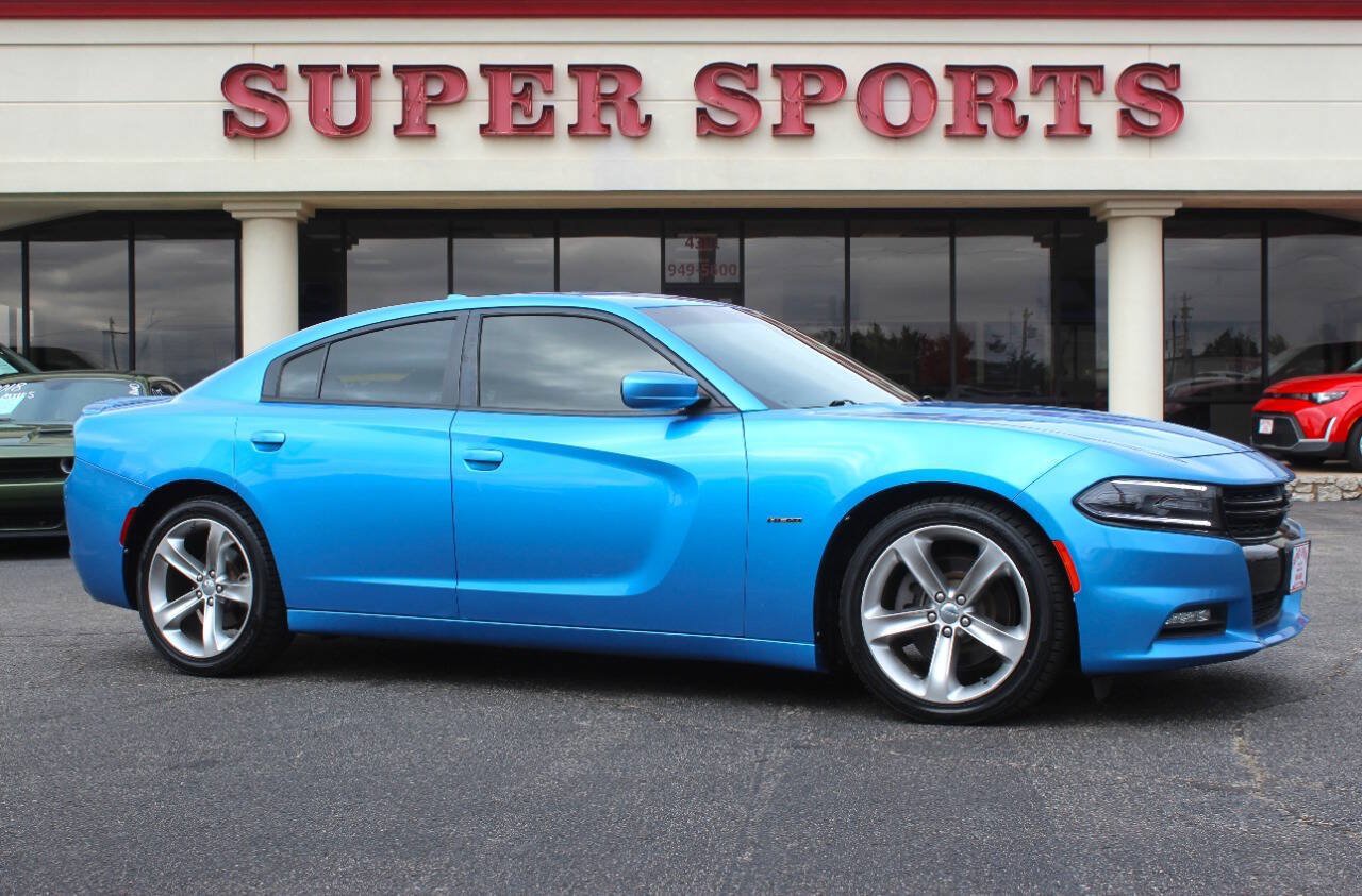 Used 2016 Dodge Charger R/T RWD image 1