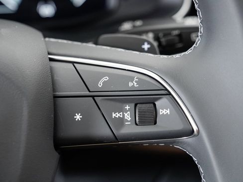 Certified 2025 Audi Q8 Prestige w/ Prestige Package image 20