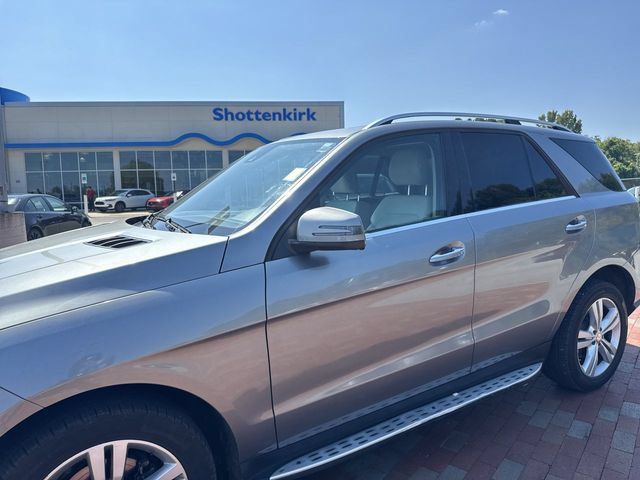 Used 2014 Mercedes-Benz ML 350 4MATIC image 3