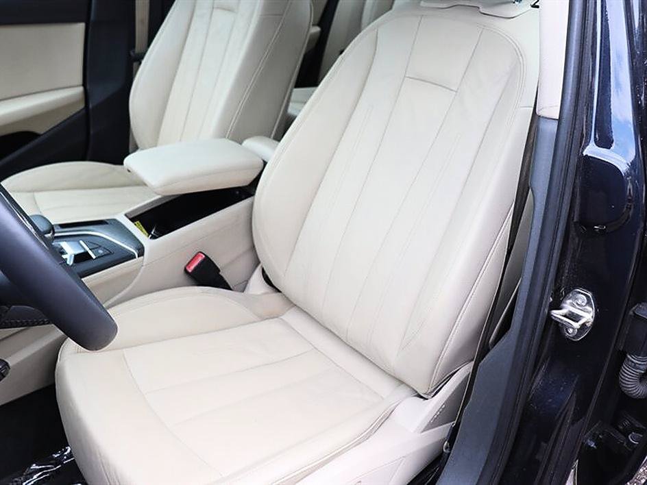 Used 2018 Audi A4 2.0T Ultra Premium w/ Convenience Package FWD image 10