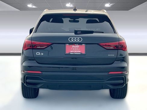 Certified 2025 Audi Q3 2.0T Premium w/ Convenience Package image 10