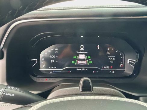 Used 2023 GMC Yukon Denali Ultimate w/ LPO, Floor Liner Package AWD/4WD image 26