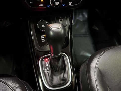 Used 2019 Jeep Compass Limited AWD/4WD image 33