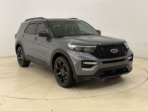 Certified 2023 Ford Explorer ST w/ Equipment Group 401A AWD/4WD image 7