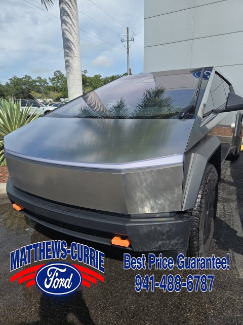 Used 2026 Tesla Cybertruck AWD Crew Cab image 1