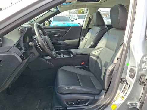 Used 2023 Lexus ES 350 w/ Premium Package image 10