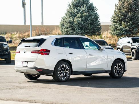 Used 2025 BMW X3 xDrive30i w/ Premium Package image 5