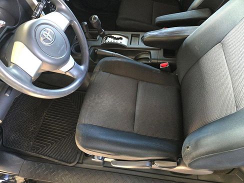 Used 2008 Toyota FJ Cruiser 4WD image 23