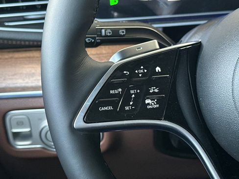 New 2026 Mercedes-Benz GLS 450 4MATIC image 26