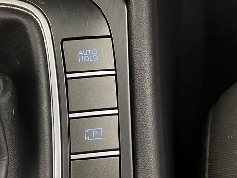 Used 2024 Hyundai Kona SEL FWD image 52
