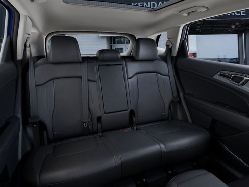 New 2026 Kia Sportage EX w/ EX Panorama Roof Package image 16