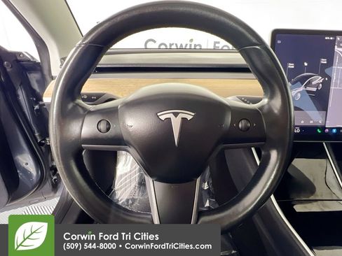 Used 2018 Tesla Model 3 Long Range AWD/4WD image 8