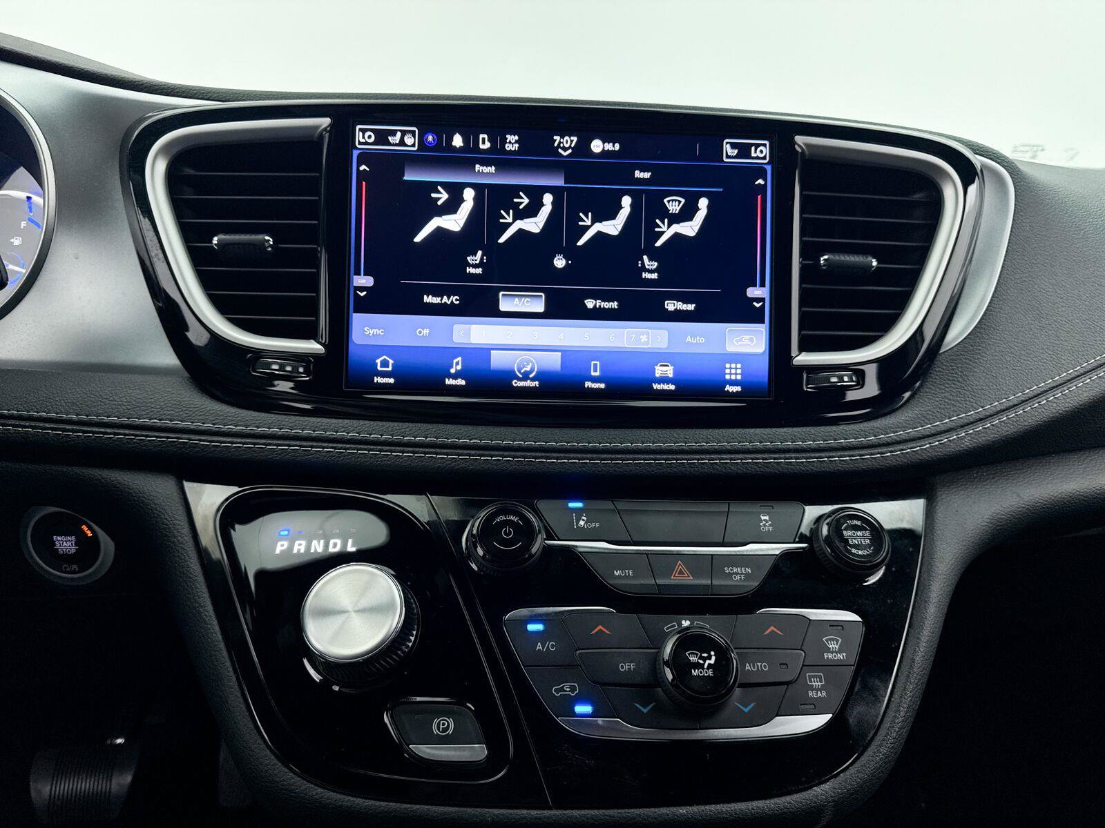 Used 2022 Chrysler Pacifica Touring-L w/ S Appearance Package FWD image 22