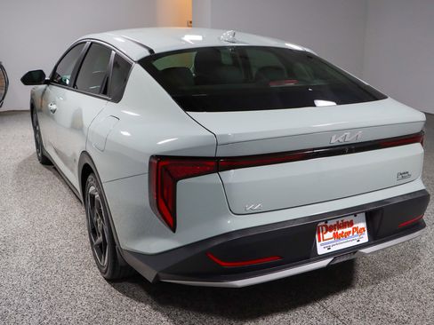 Used 2025 Kia K4 EX FWD image 9