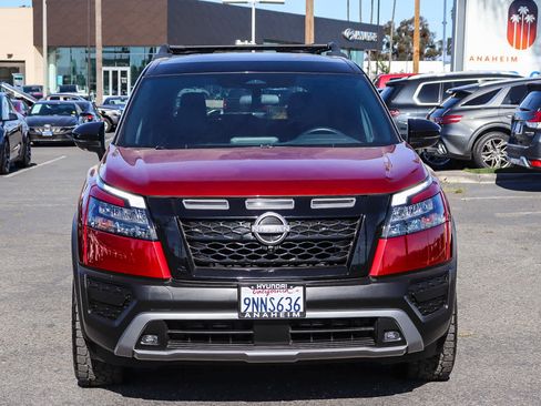 Used 2024 Nissan Pathfinder Rock Creek image 2