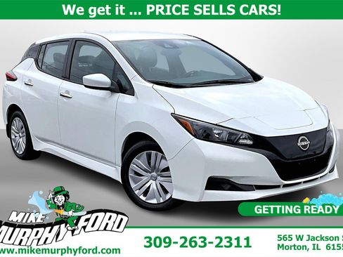 Used 2024 Nissan Leaf S image 1
