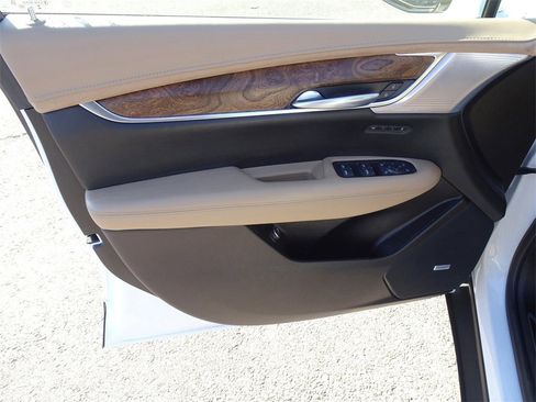 Certified 2023 Cadillac XT5 Premium Luxury w/ Platinum Package image 14