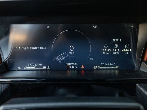 Used 2024 Lincoln Navigator Reserve AWD/4WD image 9