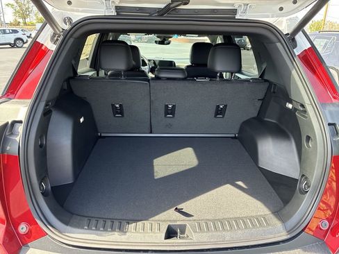 New 2026 Chevrolet Equinox LT w/ Convenience Package II FWD image 19