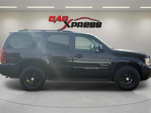 Used 2013 Chevrolet Tahoe LT image 12