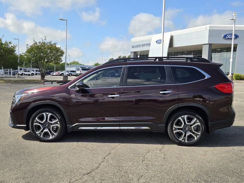 Used 2024 Subaru Ascent Touring w/ Popular Package #2 AWD/4WD image 4