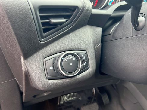 Used 2014 Ford Escape SE image 16