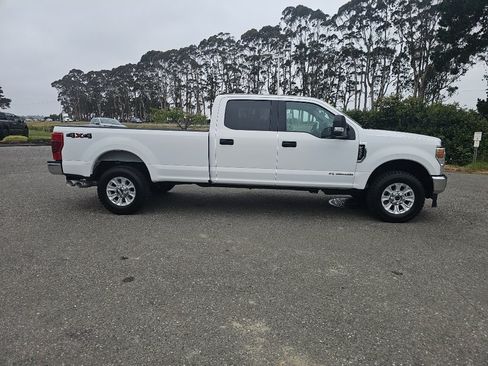 Used 2022 Ford F350 XLT w/ XLT Value Package AWD/4WD image 7