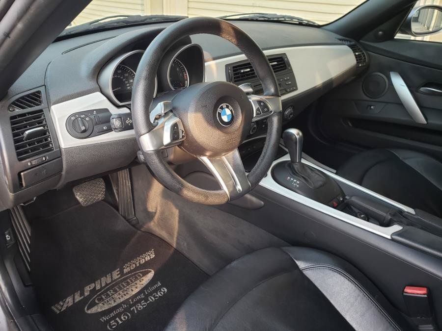 Used 2008 BMW Z4 3.0si RWD image 14