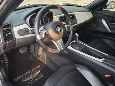 Used 2008 BMW Z4 3.0si image 14