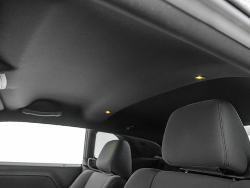 Used 2014 Dodge Challenger R/T image 20