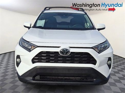 Used 2020 Toyota RAV4 XLE image 2