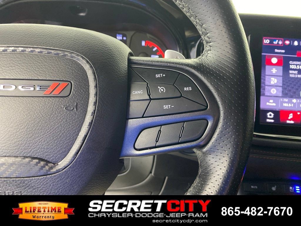 Used 2022 Dodge Durango R/T w/ Blacktop Package AWD/4WD image 15