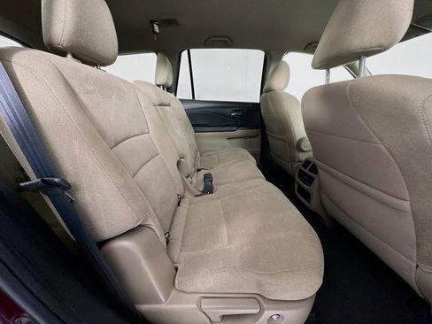Used 2021 Honda Pilot EX image 36
