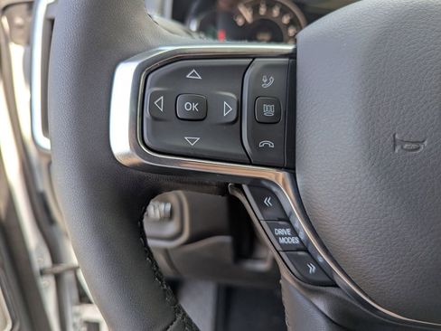 New 2026 RAM 1500 Laramie AWD/4WD image 21