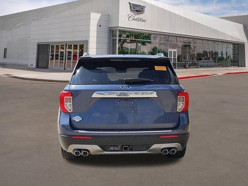 Used 2021 Ford Explorer King Ranch w/ Premium Technology Package image 4