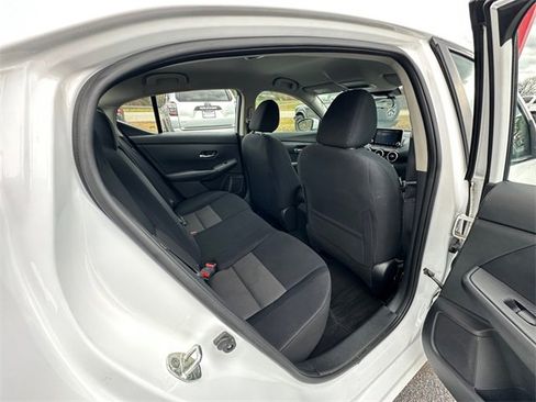 Used 2022 Nissan Sentra SV w/ Trunk Package image 17