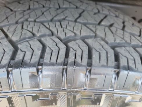 Used 2023 Nissan Frontier PRO-4X w/ Technology Package image 31