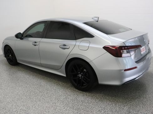 Used 2025 Honda Civic Sport image 9