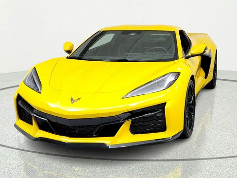 Used 2026 Chevrolet Corvette Z06 RWD image 8