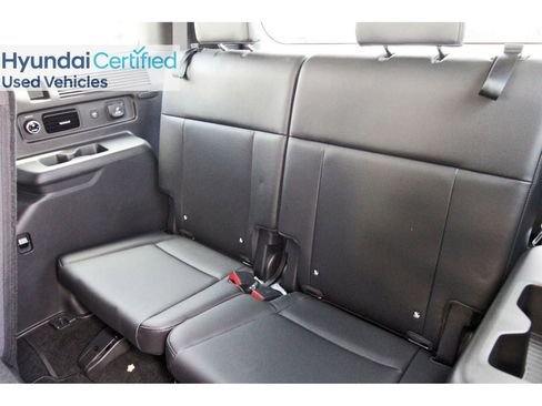 Used 2025 Hyundai Santa Fe Limited image 16