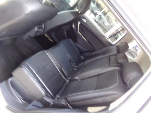 Used 2021 Volkswagen Tiguan SE image 15